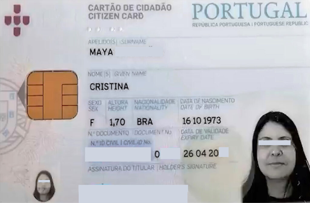 O estrangeiro residente legal em Portugal pode pedir o cartão de cidadão. Apesar de não ser um documento mandatório para o estrangeiro residente, o cartão de cidadão oferece alguns benefícios ao portador