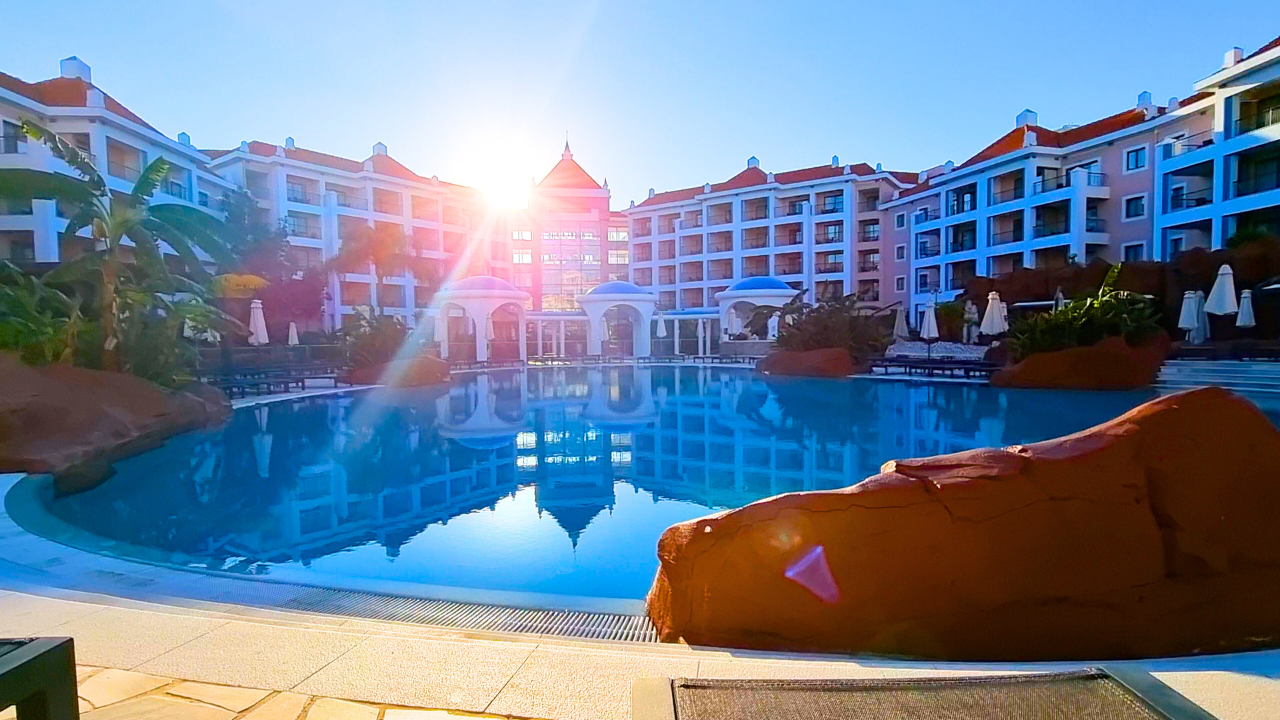 Hotel 5 estrelas no Algarve: Hilton Vilamoura As Cascatas Golf Resort & Spa